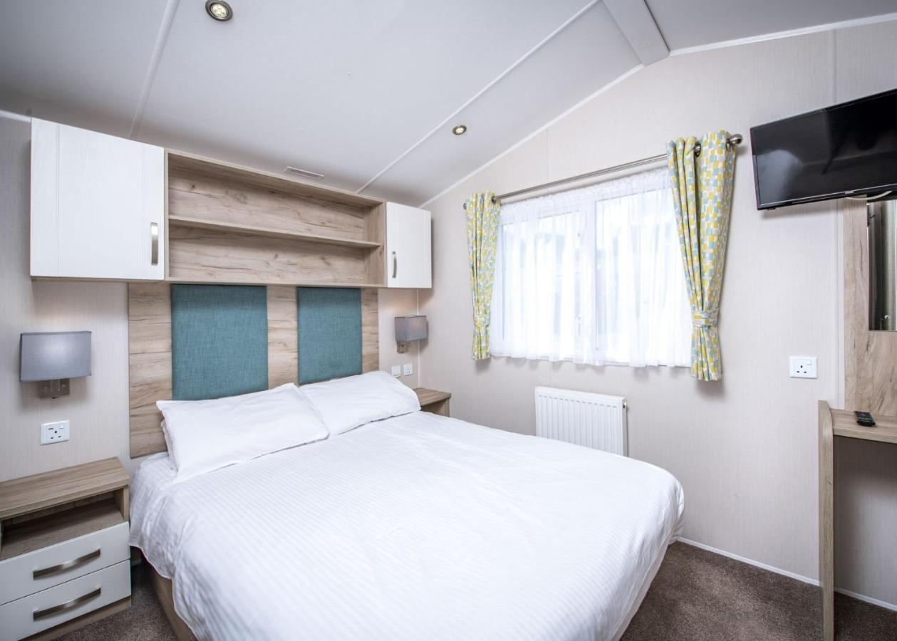 Cardigan Bay Holiday Park מראה חיצוני תמונה